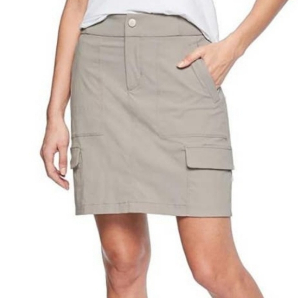 Athleta Trekkie Skort 2.0 NWOT Gray S
